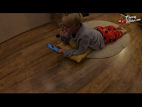 ❤️ Crazy аққұбалар соратын Үлкен Дик Сорады және оған секіру - Анальды секс ❤️ Супер секс бойынша бізде